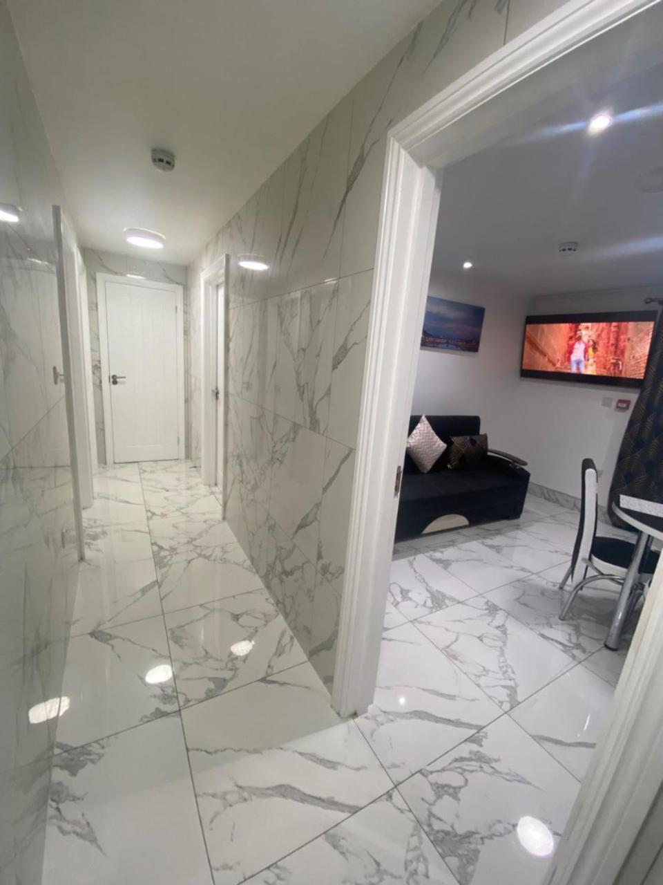 The Royal Boutique Oxford Lodge By London Sleep 6 เฮส์ ภายนอก รูปภาพ