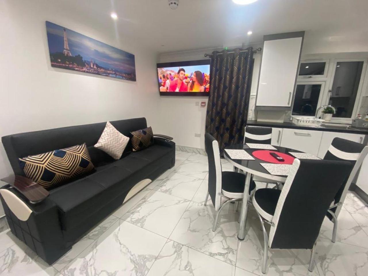 The Royal Boutique Oxford Lodge By London Sleep 6 เฮส์ ภายนอก รูปภาพ